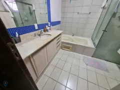 Casa com 3 Quartos à venda, 300m² no Champagnat, Londrina - Foto 14