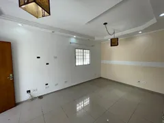 Casa com 3 Quartos à venda, 170m² no Parque das Cigarreiras, Taboão da Serra - Foto 10