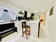 Casa com 4 Quartos à venda, 200m² no Pereque, Matinhos - Foto 8