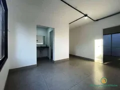 Loja / Salão / Ponto Comercial à venda, 176m² no Granja Viana, Carapicuíba - Foto 5