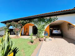 Casa com 3 Quartos à venda, 280m² no Passaúna, Campo Largo - Foto 2