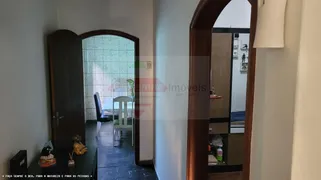 Casa com 3 Quartos à venda, 218m² no Vila São José, Taubaté - Foto 5