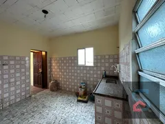 Casa com 6 Quartos à venda, 360m² no Centro, São Pedro da Aldeia - Foto 5