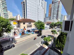 Apartamento com 3 Quartos para alugar, 112m² no Gonzaga, Santos - Foto 36