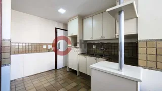 Apartamento com 3 Quartos para alugar, 135m² no Arpoador, Rio de Janeiro - Foto 20