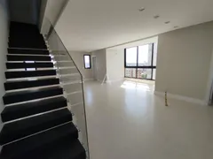 Apartamento com 3 Quartos para alugar, 129m² no Centro, Cascavel - Foto 2