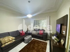 Casa com 3 Quartos à venda, 180m² no Alto Umuarama, Uberlândia - Foto 5