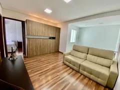 Casa com 5 Quartos para alugar, 290m² no Ouro Preto, Belo Horizonte - Foto 12