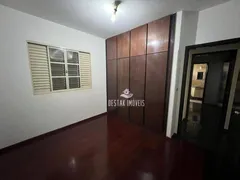 Casa com 5 Quartos à venda, 308m² no Rezende Junqueira, Uberlândia - Foto 20