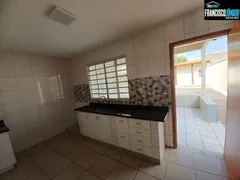 Casa com 3 Quartos à venda, 458m² no Vila Americano do Brasil, Goiânia - Foto 11