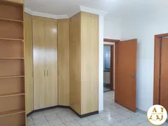 Apartamento com 3 Quartos para alugar, 118m² no Jardim Mariana, Cuiabá - Foto 14