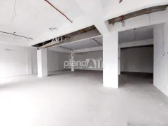 Loja / Salão / Ponto Comercial para alugar, 198m² no Centro, Gravataí - Foto 7