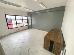 Conjunto Comercial / Sala com 4 Quartos para alugar, 70m² no Vila Matias, Santos - Foto 3