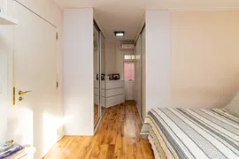 Casa de Condomínio com 3 Quartos à venda, 214m² no Vila Jardim, Porto Alegre - Foto 9