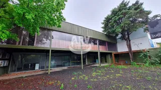 Loja / Salão / Ponto Comercial para alugar, 1600m² no Santa Maria Goretti, Porto Alegre - Foto 1