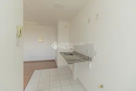 Apartamento com 3 Quartos para alugar, 66m² no Humaitá, Porto Alegre - Foto 49