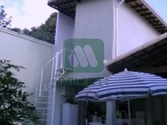 Casa com 3 Quartos à venda, 220m² no Umuarama, Uberlândia - Foto 3