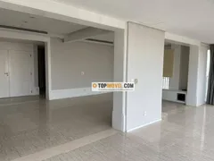 Apartamento com 2 Quartos para alugar, 236m² no Cidade Jardim, São Paulo - Foto 2