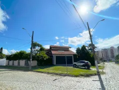 Casa com 3 Quartos à venda, 238m² no Itacorubi, Florianópolis - Foto 2