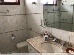 Casa de Condomínio com 3 Quartos à venda, 250m² no Vila Zezé, Jacareí - Foto 13