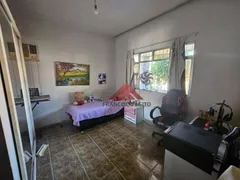 Casa com 3 Quartos à venda, 560m² no Boaçu, São Gonçalo - Foto 8