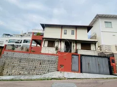 Casa com 4 Quartos à venda, 176m² no Coqueiros, Florianópolis - Foto 1