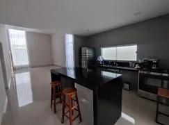 Casa de Condomínio com 3 Quartos à venda, 183m² no Centro (Iguabinha), Araruama - Foto 12