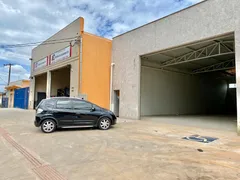 Galpão / Depósito / Armazém para alugar, 300m² no Parque Xangri La, Contagem - Foto 12