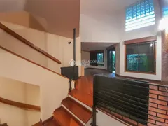 Casa de Condomínio com 3 Quartos para alugar, 359m² no Cristal, Porto Alegre - Foto 8