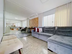 Casa de Condomínio com 3 Quartos à venda, 200m² no Sítios Santa Luzia, Aparecida de Goiânia - Foto 2