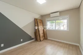 Casa com 2 Quartos para alugar, 100m² no Tristeza, Porto Alegre - Foto 13