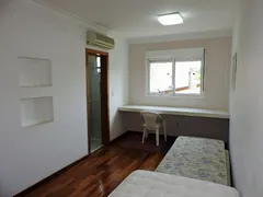 Casa de Condomínio com 4 Quartos à venda, 400m² no Granja Viana, Cotia - Foto 26