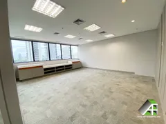 Conjunto Comercial / Sala com 1 Quarto para alugar, 200m² no Pinheiros, São Paulo - Foto 12