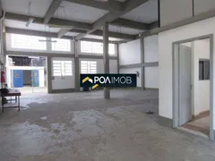 Galpão / Depósito / Armazém para alugar, 300m² no Navegantes, Porto Alegre - Foto 4