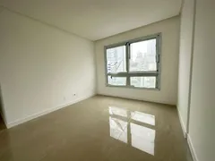 Apartamento com 3 Quartos à venda, 130m² no Centro, Balneário Camboriú - Foto 11