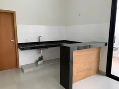 Casa com 3 Quartos à venda, 98m² no Jardim Botânico, Uberlândia - Foto 5