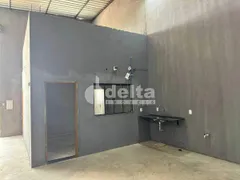 Galpão / Depósito / Armazém à venda, 242m² no Aclimacao, Uberlândia - Foto 8