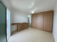 Apartamento com 3 Quartos para alugar, 120m² no Vilamar, Praia Grande - Foto 8