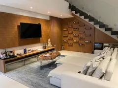 Casa com 3 Quartos para alugar, 305m² no Jardim Karaíba, Uberlândia - Foto 33