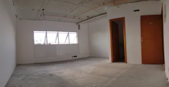 Conjunto Comercial / Sala à venda, 32m² no Centro, Jacareí - Foto 11