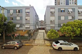 Apartamento com 2 Quartos à venda, 71m² no Jardim Planalto, Porto Alegre - Foto 25
