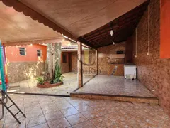 Casa com 3 Quartos à venda, 300m² no Realengo, Rio de Janeiro - Foto 2