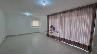 Apartamento com 3 Quartos para alugar, 178m² no São Benedito, Poços de Caldas - Foto 4