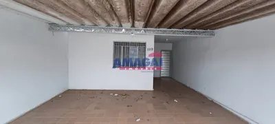 Casa com 2 Quartos à venda, 150m² no Vila Martinez, Jacareí - Foto 1