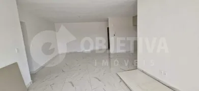 Apartamento com 3 Quartos para alugar, 100m² no Santa Mônica, Uberlândia - Foto 6