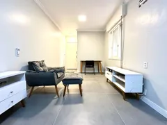 Kitnet com 1 Quarto à venda, 33m² no Cidade Baixa, Porto Alegre - Foto 1