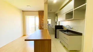 Apartamento com 3 Quartos para alugar, 71m² no Siam, Londrina - Foto 4