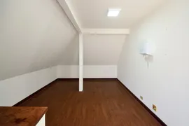 Casa com 1 Quarto à venda, 405m² no Tarumã, Curitiba - Foto 48