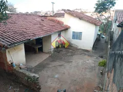 Casa com 2 Quartos à venda, 200m² no Monte Belo, Taubaté - Foto 7