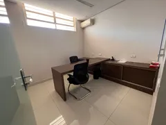 Casa com 4 Quartos à venda, 350m² no Setor Aeroporto, Goiânia - Foto 10